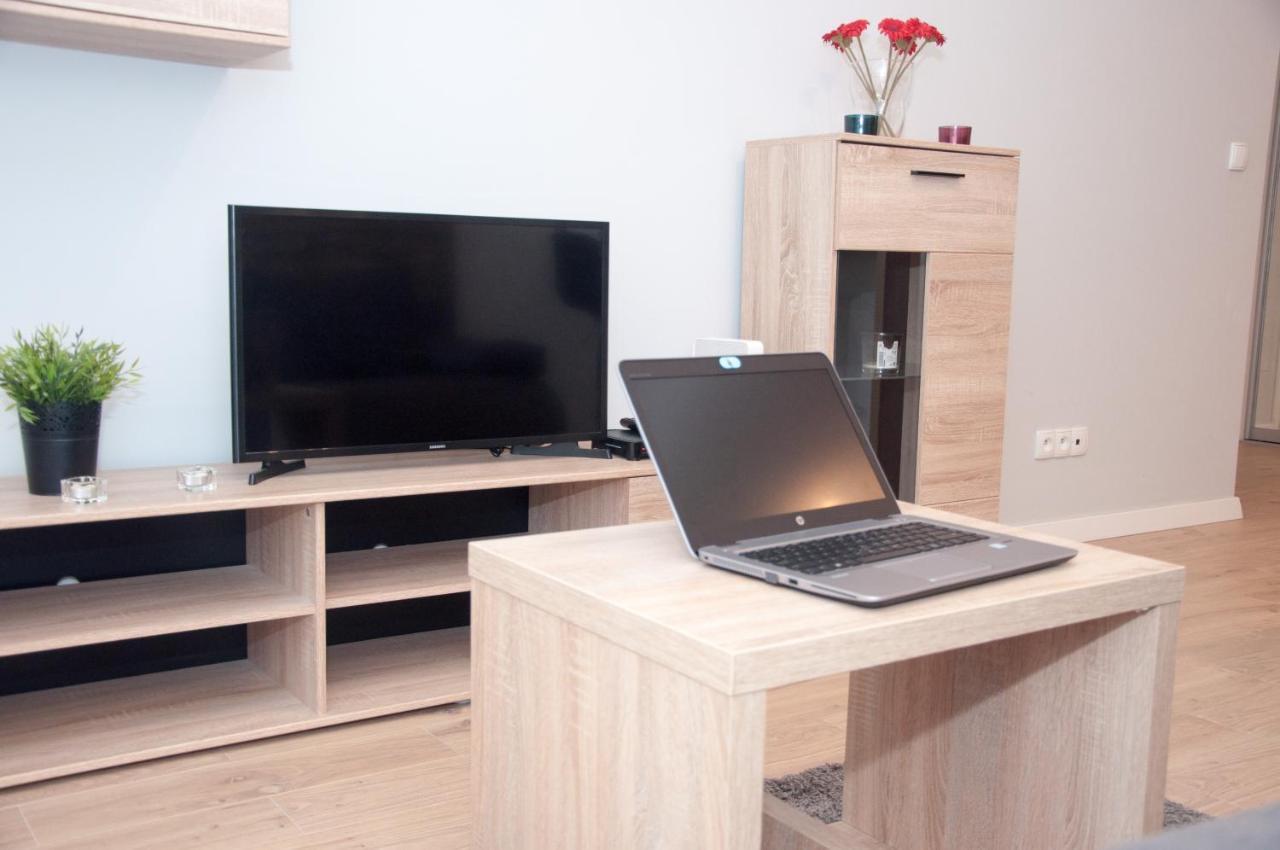 Apartament Obrzezna 3 Deluxe Warszawa Exteriör bild