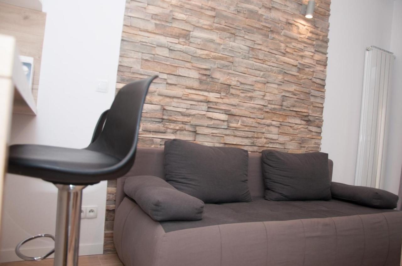 Apartament Obrzezna 3 Deluxe Warszawa Exteriör bild